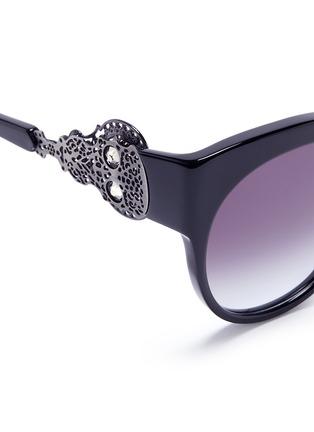 Detail View - Click To Enlarge - ALEXANDER MCQUEEN - Skull cutwork temple oversized cat eye sunglasses