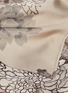 Detail View - Click To Enlarge - FRETTE - Tweed Flower queen size duvet set – Beige/Dark Red