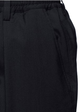 Detail View - Click To Enlarge - MARNI - Cropped pleated virgin wool jogging pants