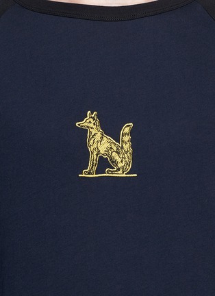 Detail View - Click To Enlarge - DRIES VAN NOTEN - 'Horace' fox appliqué colourblock cotton T-shirt