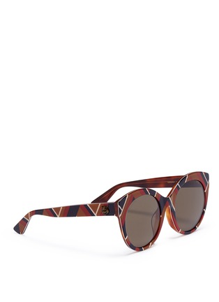 Figure View - Click To Enlarge - GUCCI - Chevron print acetate oversized cat eye sunglasses