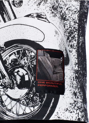 Detail View - Click To Enlarge - ALEXANDER WANG - 'Slow and Steady' motorcycle print T-shirt