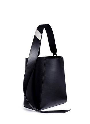 Detail View - Click To Enlarge - CALVIN KLEIN 205W39NYC - Sculptural leather bucket bag
