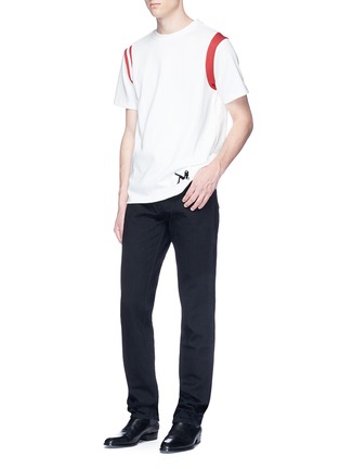 Figure View - Click To Enlarge - CALVIN KLEIN 205W39NYC - Graphic patch contrast stripe T-shirt