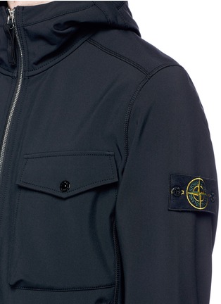 Detail View - Click To Enlarge - STONE ISLAND - Fleece lined Soft Shell-R zip hoodie