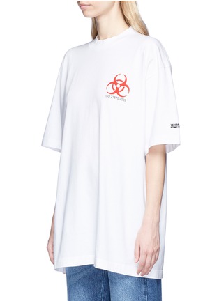Front View - Click To Enlarge - VETEMENTS - Biohazard print oversized T-shirt