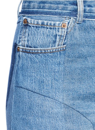 Detail View - Click To Enlarge - VETEMENTS - Asymmetric patchwork denim pants