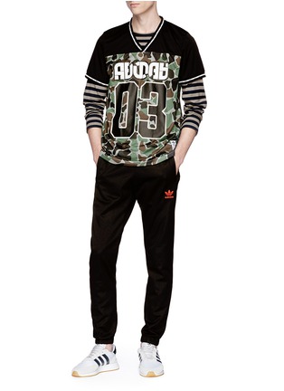 Figure View - Click To Enlarge - ADIDAS - Camouflage print mesh panel T-shirt
