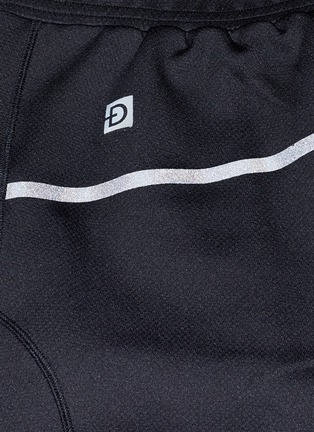 Detail View - Click To Enlarge - DYNE - 'Renzo Crew' performance shorts