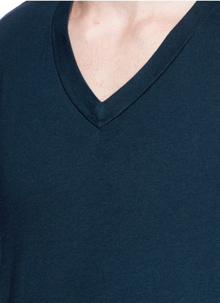 Detail View - Click To Enlarge - JAMES PERSE - V-neck T-shirt