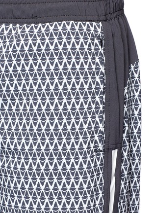 Detail View - Click To Enlarge - THE UPSIDE - 'Majestic' geometric print track shorts