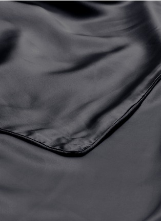 Detail View - Click To Enlarge - MIKMAX - Silk king size duvet set – Charcoal Grey