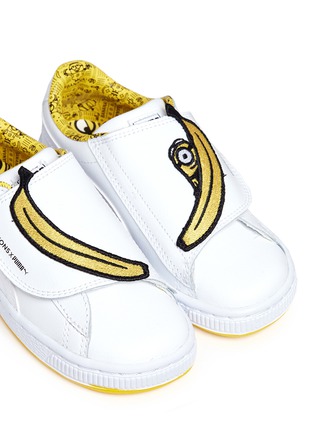 Detail View - Click To Enlarge - PUMA - x Minions® 'Basket Wrap Statement' leather toddler sneakers