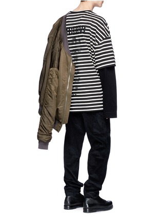 Figure View - Click To Enlarge - JUUN.J - 'ARCHIVE' embroidered stripe oversized long sleeve T-shirt