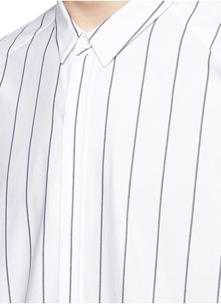 Detail View - Click To Enlarge - JUUN.J - 'ARCHIVE' embroidered stripe shirt