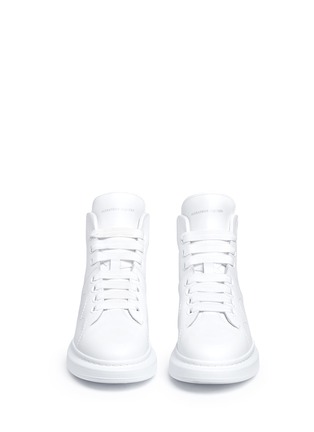 Front View - Click To Enlarge - ALEXANDER MCQUEEN - 'Oversized Sneaker' in leather with high top
