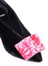 Detail View - Click To Enlarge - PIERRE HARDY - 'Obi' square bow velvet pumps