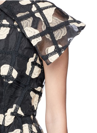 Detail View - Click To Enlarge - CO - Floral check crochet organdy dress