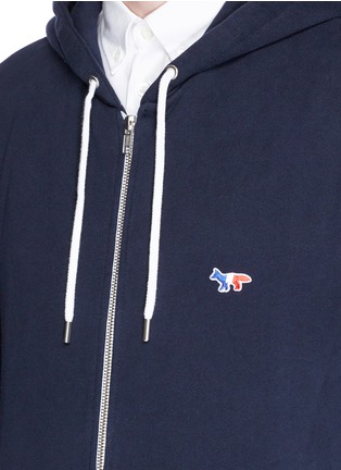 Detail View - Click To Enlarge - MAISON KITSUNÉ - Fox logo appliqué zip hoodie