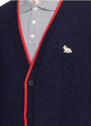 Detail View - Click To Enlarge - MAISON KITSUNÉ - Fox logo appliqué lambswool cardigan