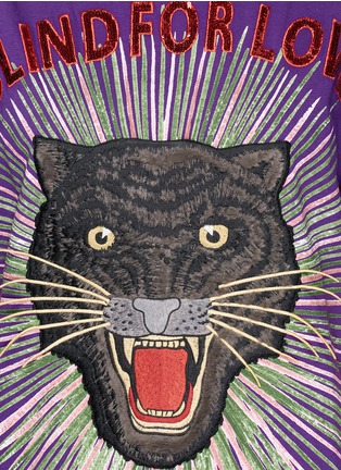 Detail View - Click To Enlarge - GUCCI - 'Blind for Love' tiger face appliqué T-shirt
