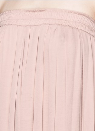 Detail View - Click To Enlarge - ELIZABETH AND JAMES - 'Emelyn' off-shoulder pleated top