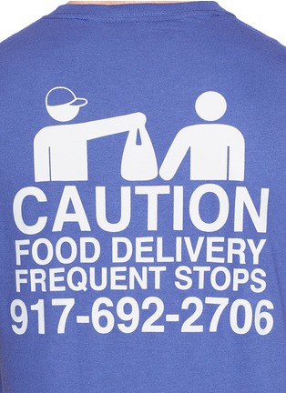 Detail View - Click To Enlarge - NINE ONE SEVEN - 'Food Delivery' print T-shirt