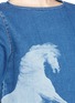 Detail View - Click To Enlarge - STELLA MCCARTNEY - 'Stubbs' horse painting fade denim top