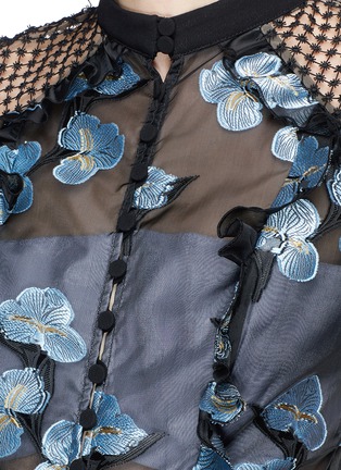 Detail View - Click To Enlarge - SELF-PORTRAIT - Floral fil coupé open back cape organdy top