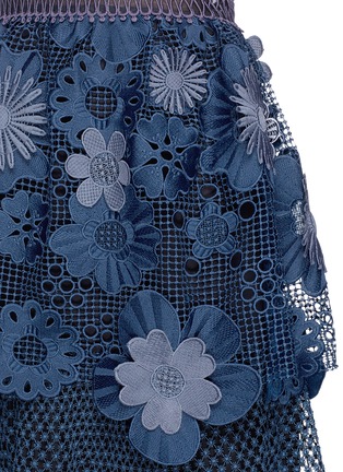 Detail View - Click To Enlarge - SELF-PORTRAIT - 3D floral guipure lace tiered dress