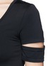 Detail View - Click To Enlarge - HELMUT LANG - Cutout sleeve seamless T-shirt