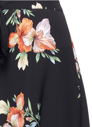 Detail View - Click To Enlarge - TOPSHOP - Floral print handkerchief hem midi skirt