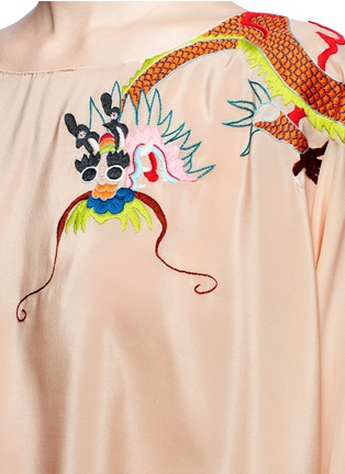 Detail View - Click To Enlarge - MS MIN - Dragon embroidered batwing sleeve silk crepe top
