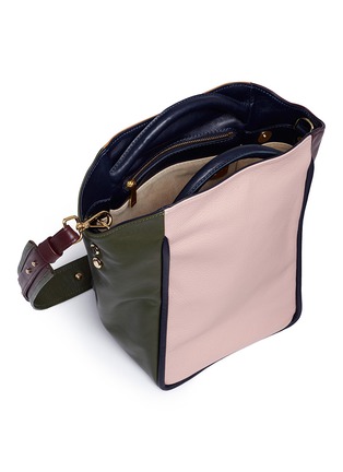  - A-ESQUE - 'Basket' aniline leather shoulder bag