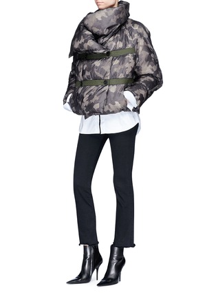 Figure View - Click To Enlarge - DAWEI - Camouflage puffer jacket