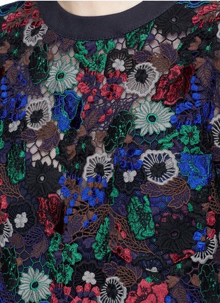 Detail View - Click To Enlarge - SACAI - Pleated back floral guipure lace T-shirt