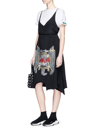 Figure View - Click To Enlarge - VINTI ANDREWS - Falcon embroidered remake T-shirt skirt