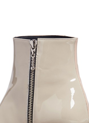 Detail View - Click To Enlarge - YUUL YIE - Faux pearl ring charm colourblock patent leather boots