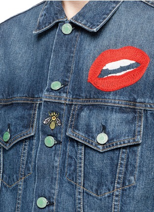 Detail View - Click To Enlarge - SANDRINE ROSE - 'The Troublemaker Boyfriend' slogan patch denim jacket