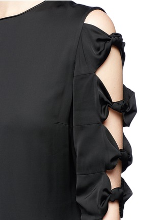 Detail View - Click To Enlarge - VICTORIA, VICTORIA BECKHAM - Knotted sleeve jersey shift dress
