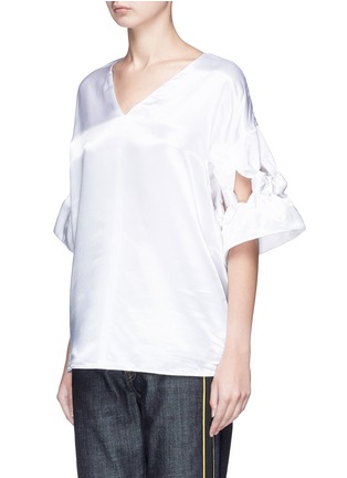 Front View - Click To Enlarge - VICTORIA, VICTORIA BECKHAM - Knot sleeve oversized satin T-shirt