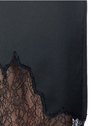 Detail View - Click To Enlarge - ALICE & OLIVIA - 'Evana' floral lace panel skirt