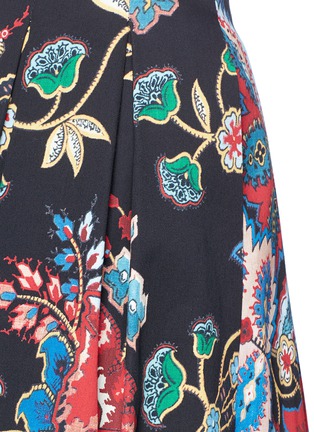 Detail View - Click To Enlarge - ALICE & OLIVIA - 'Connor' floral tapestry print pleated twill skirt
