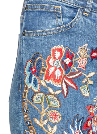 Detail View - Click To Enlarge - ALICE & OLIVIA - 'Ryley' floral tapestry embroidered flared jeans