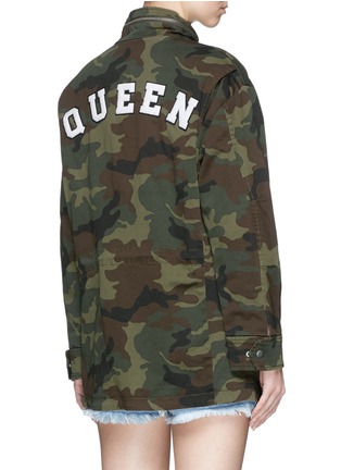 Back View - Click To Enlarge - ALICE & OLIVIA - 'Russo' slogan patch camouflage print oversized parka