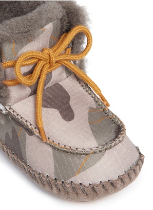 Detail View - Click To Enlarge - UGG - 'Sparrow Camo' infant boots