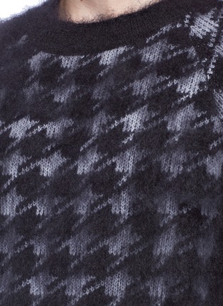 Detail View - Click To Enlarge - HAIDER ACKERMANN - Houndstooth jacquard brushed sweater