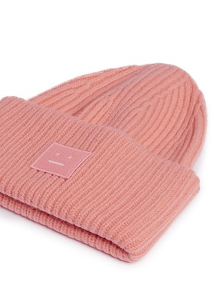 Detail View - Click To Enlarge - ACNE STUDIOS - 'PANSY L FACE' EMOTICON PATCH WOOL BLEND BEANIE