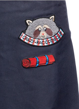 Detail View - Click To Enlarge - MIRA MIKATI - Scout patch pleated canvas wrap kilt skirt