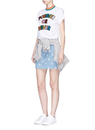 Figure View - Click To Enlarge - MIRA MIKATI - 'FOREVER OR NEVER' slogan glitter appliqué T-shirt